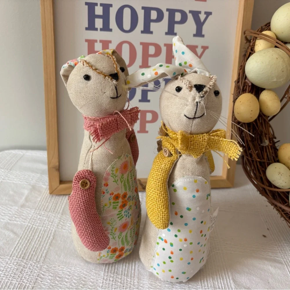 Easter Bunny Decor Set with Wreath
